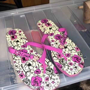 Coach flip flops